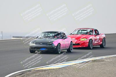 media/Jan-26-2025-CalClub SCCA (Sun) [[cfcea7df88]]/Group 4/Race/